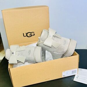 UGG Light Gray Ribbon Boots
